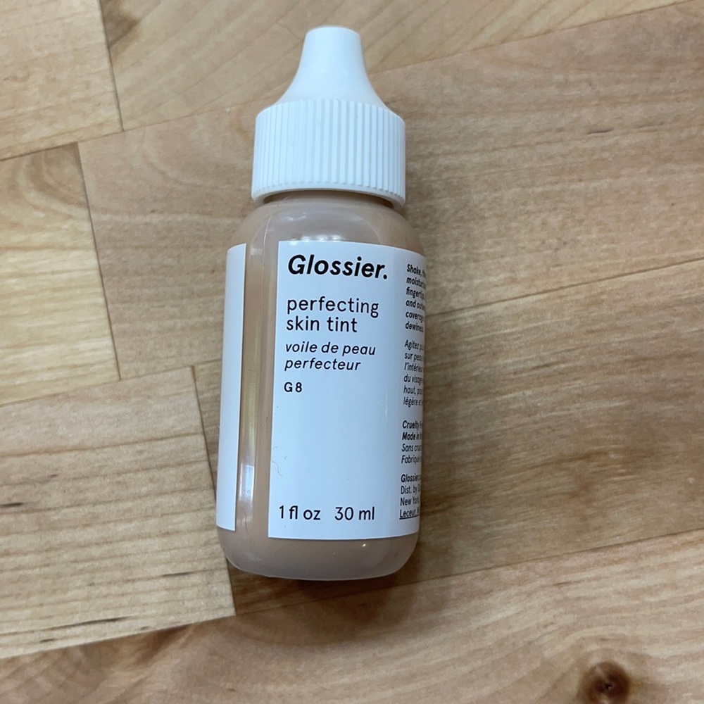 COPY - Glossier G8 Skin Tint